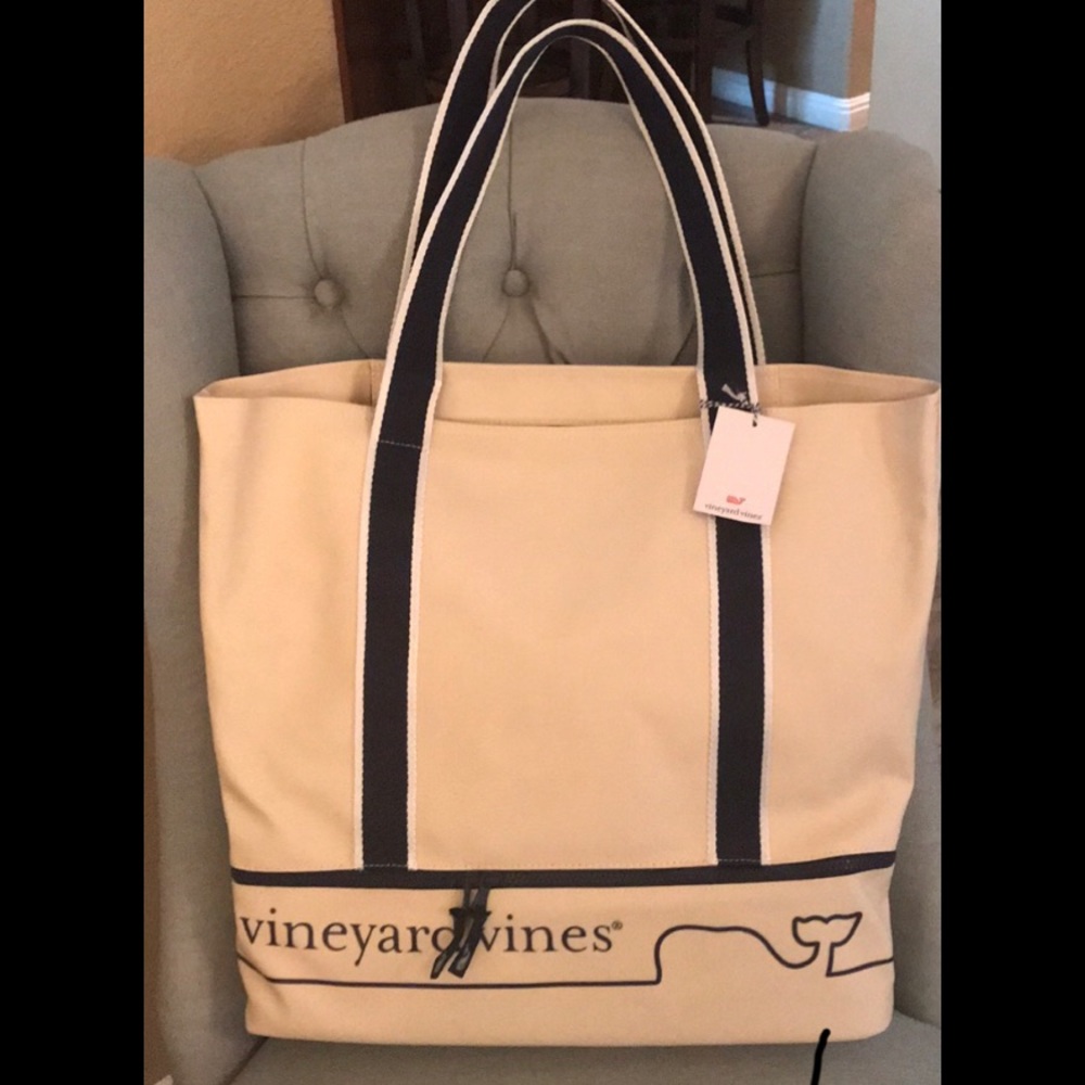 NWT! Vineyard Vines/Target tote bag.
